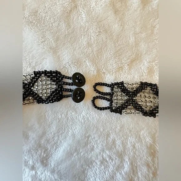 💜Handmade Tribal-Inspired Multilayered Necklace - Picture 6 of 6